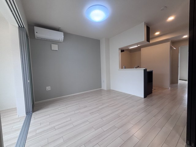 居室・リビング　広々としたリビングや日当たりもいいので快適にお過ごし頂けます