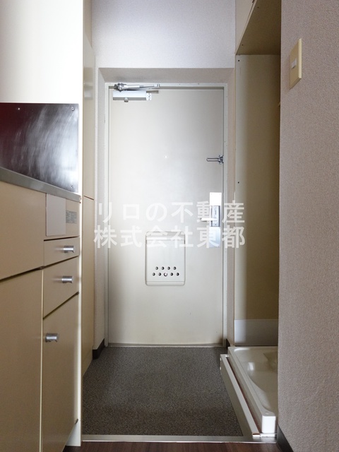 玄関　すっきりシンプルな玄関スペースです！