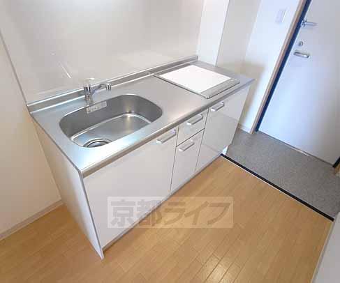 キッチン　ＩＨコンロ付きのキッチンです。