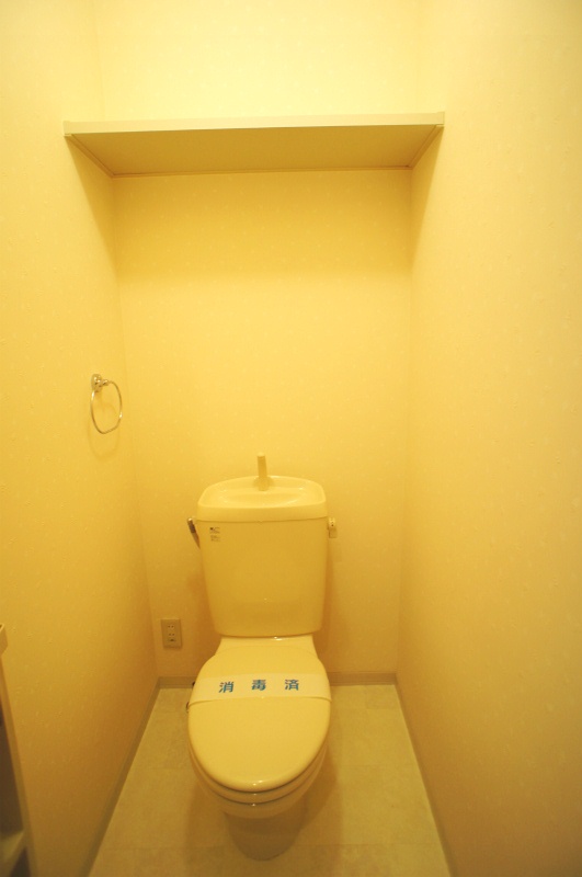 トイレ　トイレもきれいです※同タイプのお部屋になります。