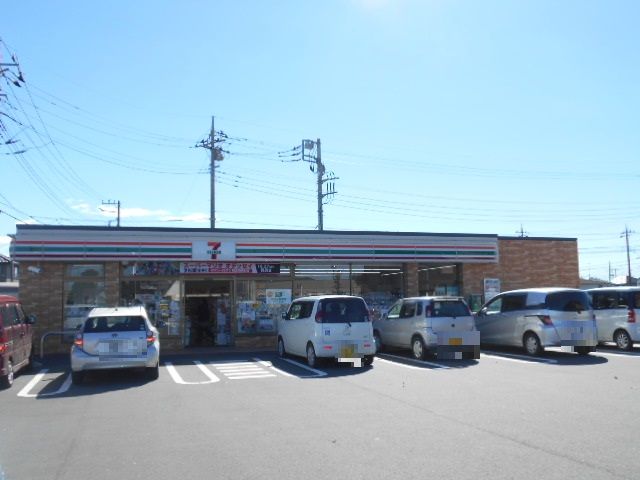 コンビニ　セブン-イレブン関宿次木店（コンビニ）まで556m