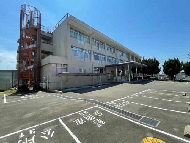 図書館　図書館（図書館）まで114m