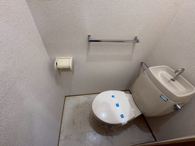 トイレ　ハイムAKI