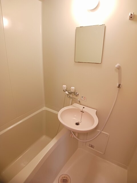 バス・シャワールーム　バス