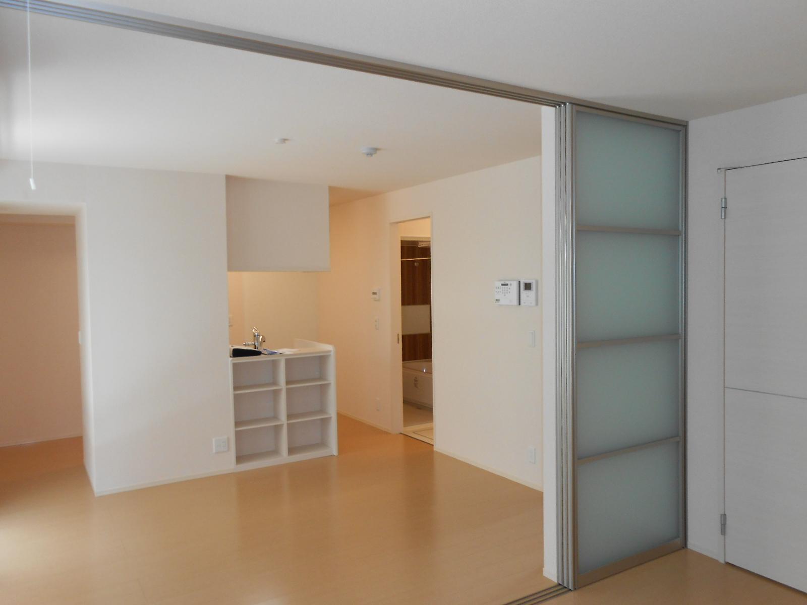 居室・リビング　同仕様写真