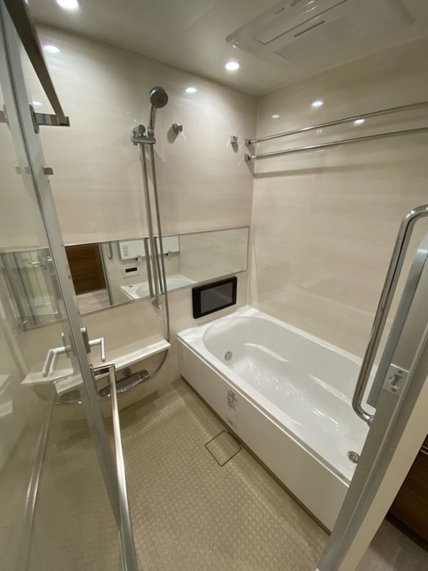 バス・シャワールーム