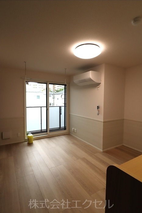 居室・リビング　明るいお部屋です