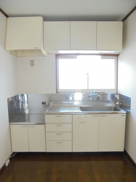 キッチン　写真は101号室です（参考）