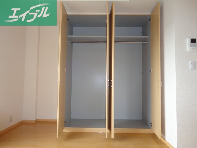 収納　リビング