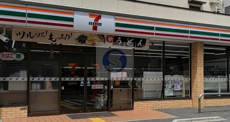 コンビニ　セブンイレブン大阪立売堀5丁目店（コンビニ）まで131m
