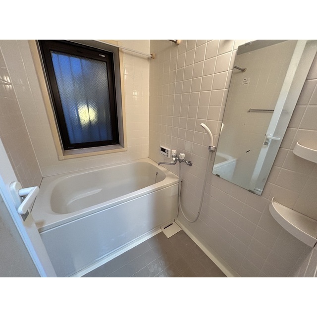 バス・シャワールーム　他部屋・参考写真