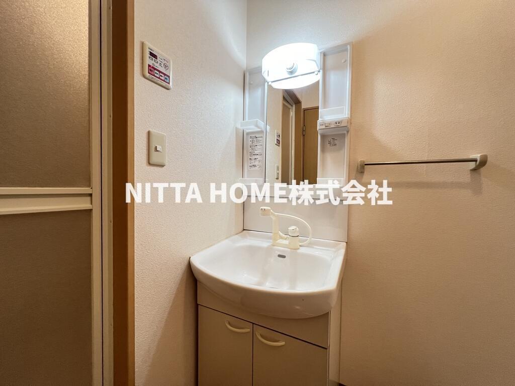 洗面設備　独立洗面台付きです◎