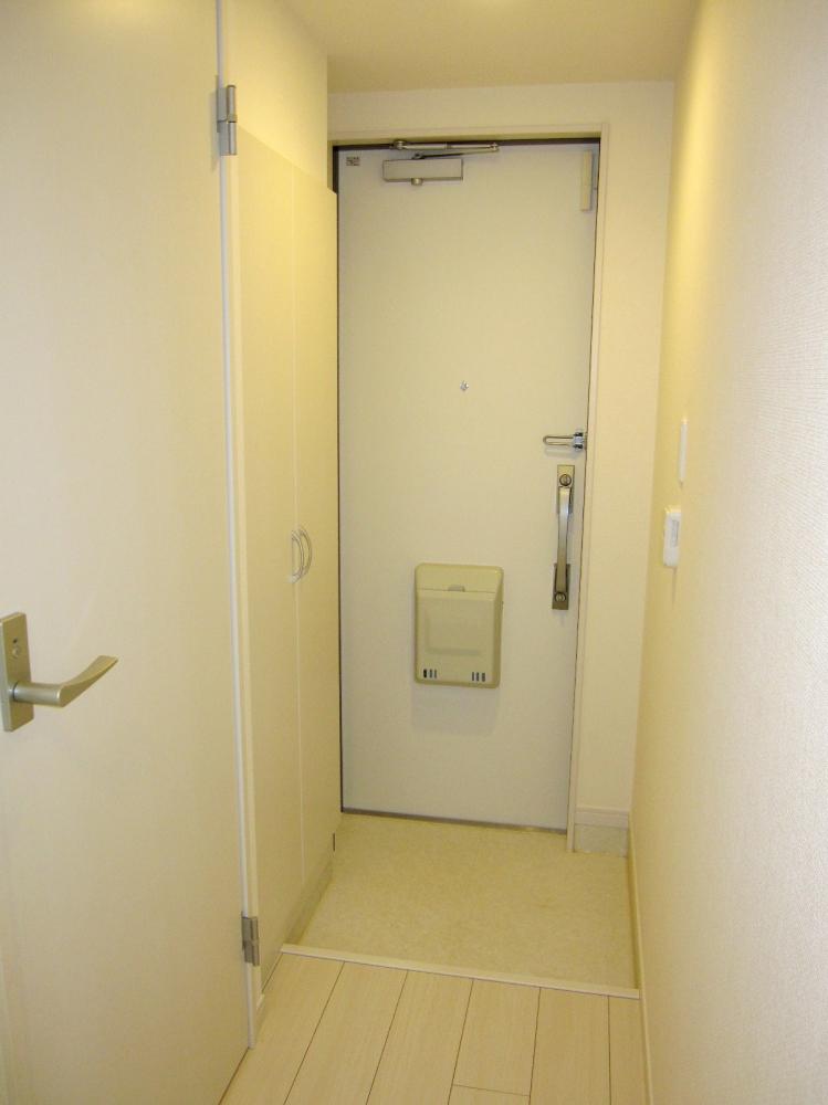 玄関　同仕様タイプ