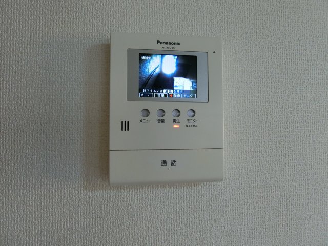 セキュリティ　イメージC102号室の写真（反転あり）