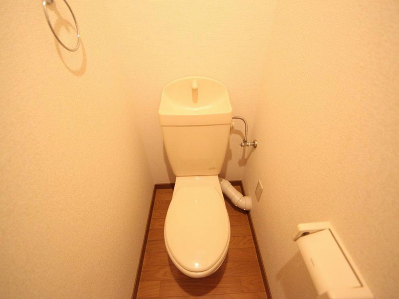 トイレ　トイレ（お風呂トイレ別）温水洗浄暖房便座設置可