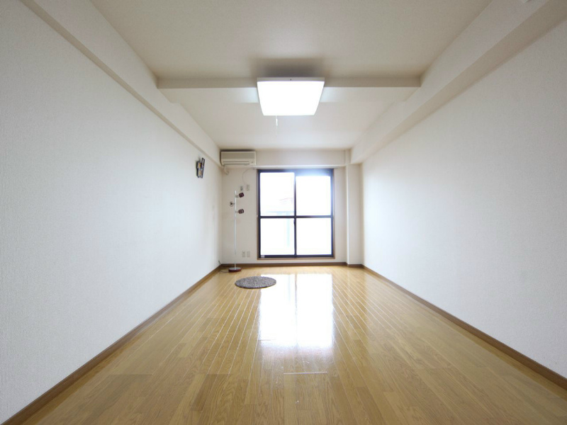 その他部屋・スペース　洋室10.0帖　収納充実　エアコン完備