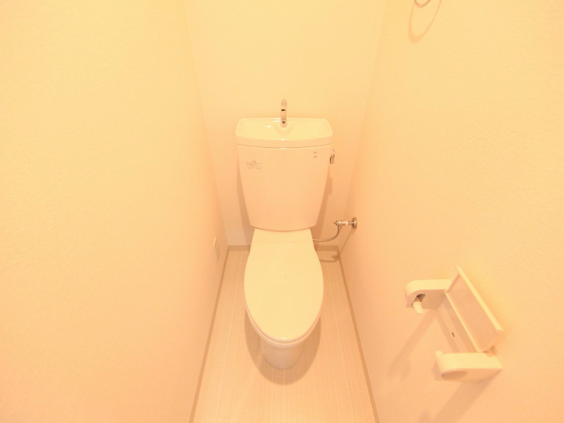 トイレ　温水洗浄便座取り付け可