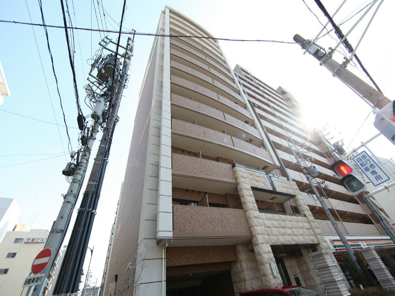 建物外観　外観　オートロック付　宅配ＢＯＸ付　防犯カメラ付