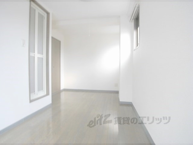 居室・リビング　居室