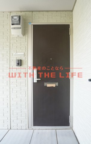 玄関　駐車スペースもあります