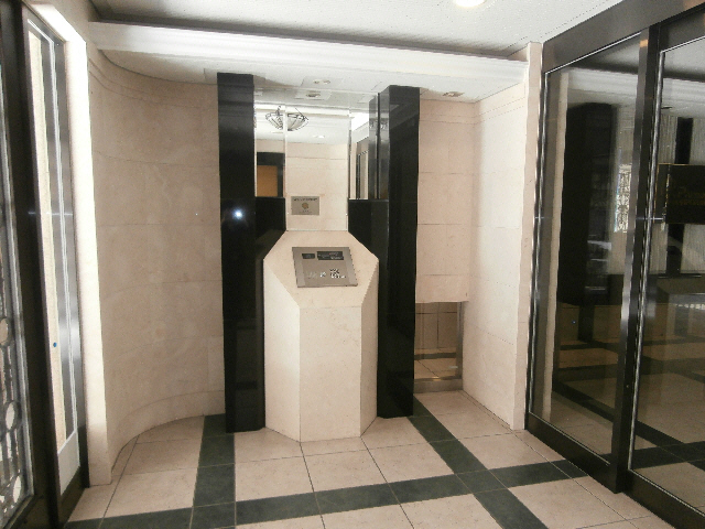 エントランス　エントランス部分