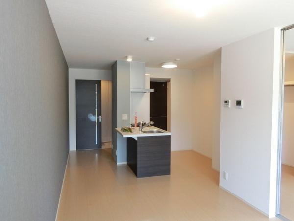 居室・リビング　独立キッチン！