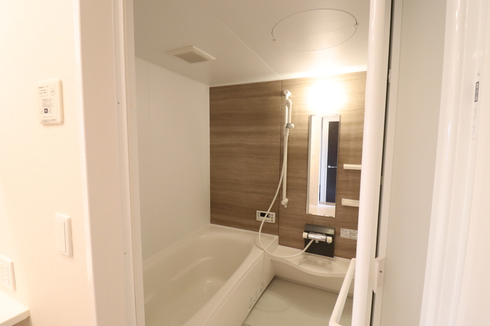 バス・シャワールーム　※同タイプの部屋写真です