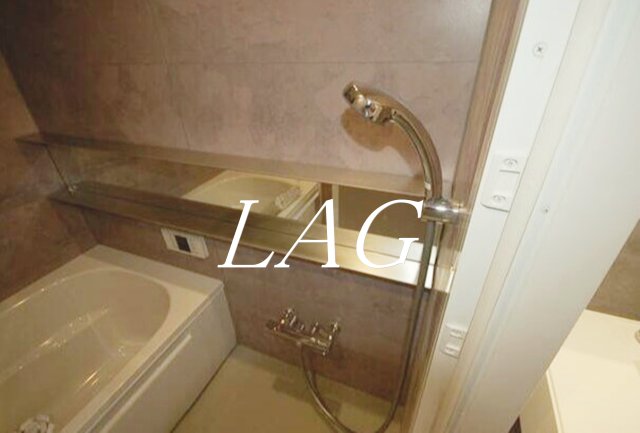 バス・シャワールーム　お風呂です。