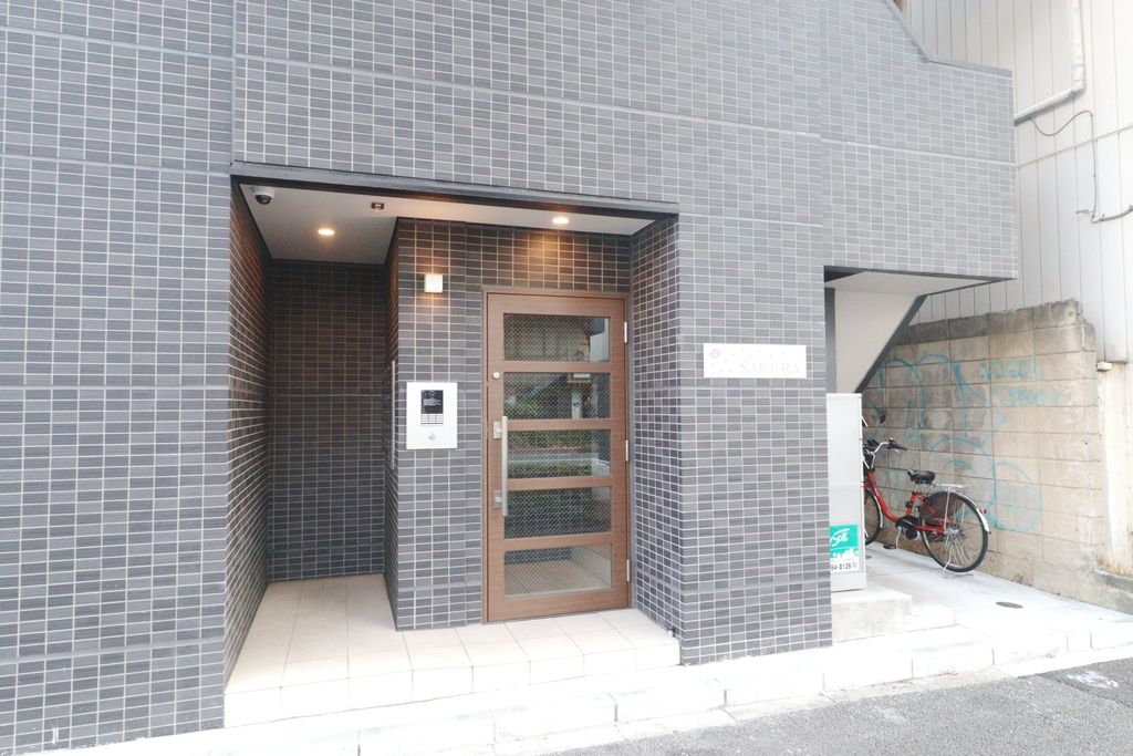 エントランス　エントランス