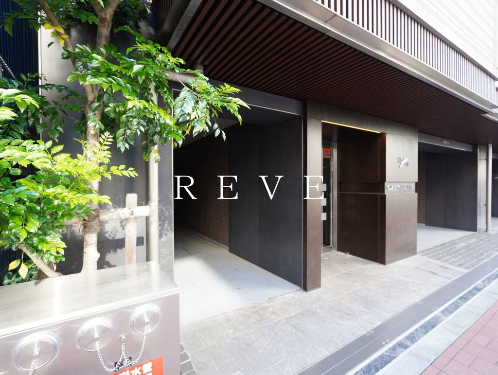 建物外観　エントランス