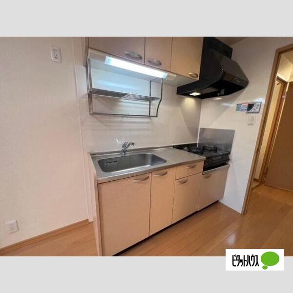 キッチン　同タイプ部屋の写真です