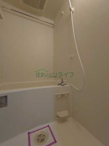 バス・シャワールーム　※参考写真です。同じ間取りの別部屋になります。