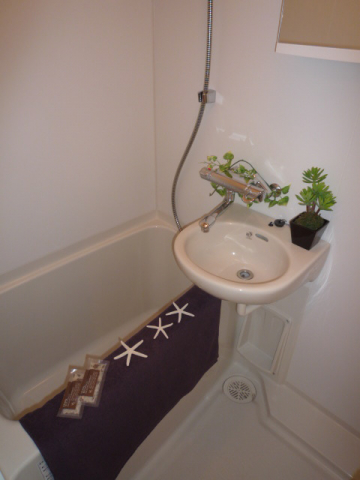 バス・シャワールーム　バス※別部屋参考写真