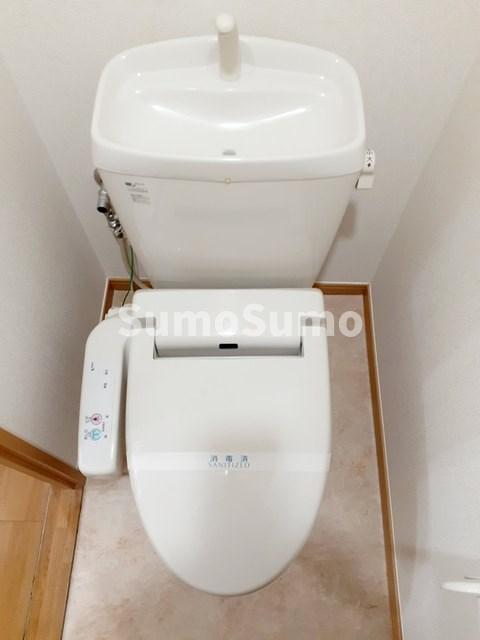 トイレ　落ち着いたトイレです