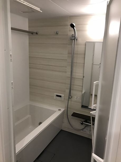 バス・シャワールーム