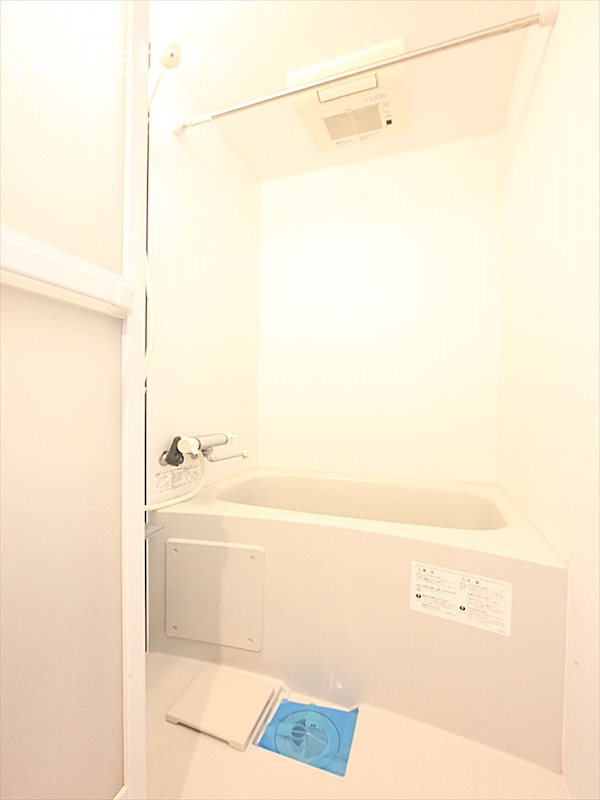 バス・シャワールーム　バスルーム