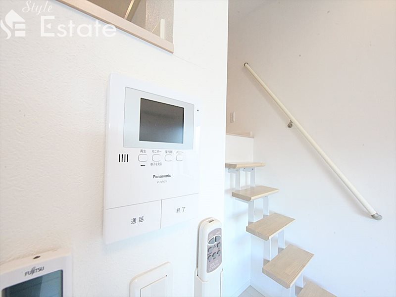 セキュリティ　モニター付きインターホン