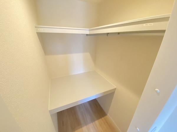 収納　ウォークインクローゼット！