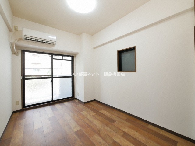 居室・リビング　写真と現状が異なる場合は現状優先となります。