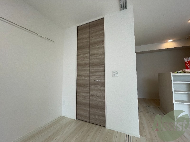 収納　収納個所はコチラです。荷物などはコチラにどうぞ。