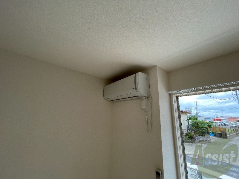 その他設備　エアコンも設置されております。毎日の暮らしが快適になりますね