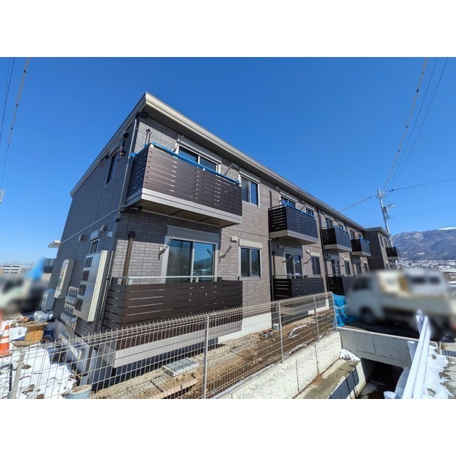 建物外観　※建築中写真