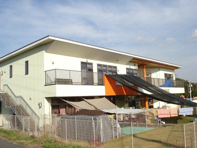 その他　ひまわり保育園 0.4km