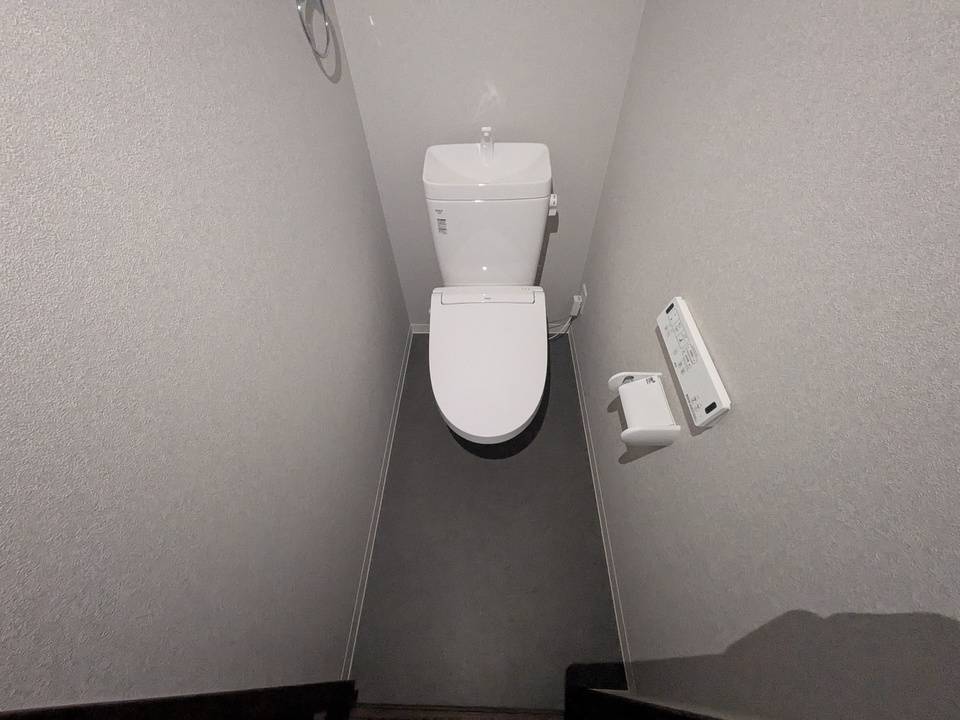 トイレ　トイレ