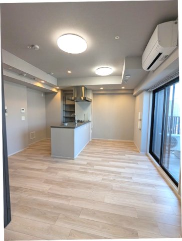 その他部屋・スペース　インターネット無料、カウンターキッチン、全室にエアコンと照明