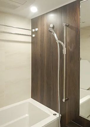 バス・シャワールーム　お風呂で日々の疲れを落としましょう