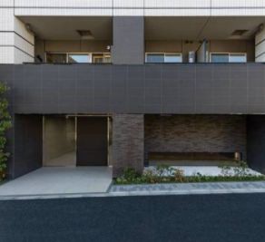 エントランス　毎日通るエントランスはこのようになっています