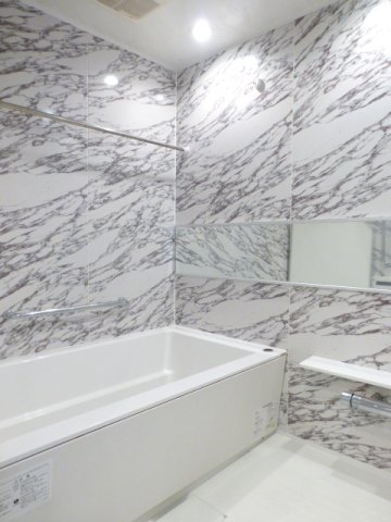 バス・シャワールーム　バス※別部屋参考写真