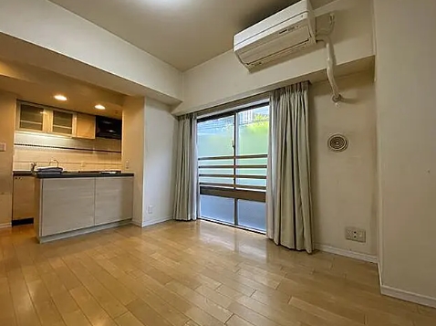 居室・リビング　☆明るい居室☆