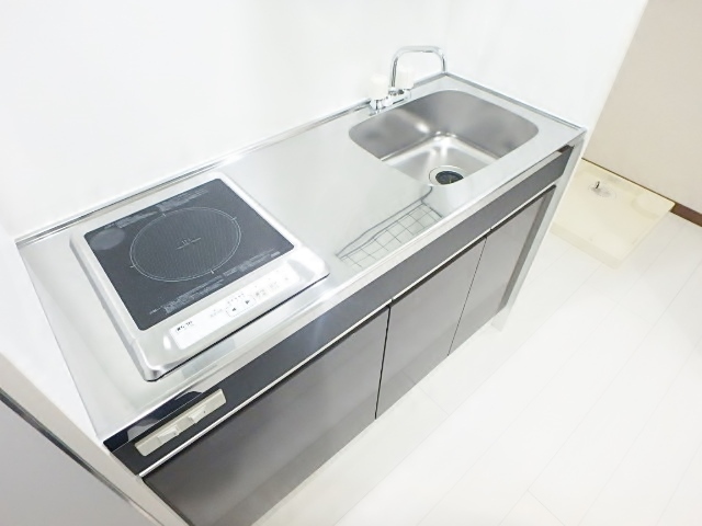 キッチン　同施工会社のイメージ画像です。